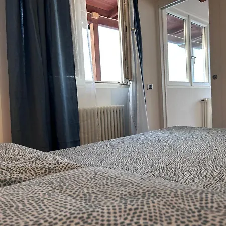 Isola Rovi 아파트