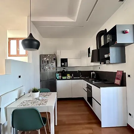 Isola Rovi Appartement *