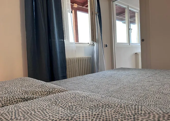 Isola Rovi Apartment